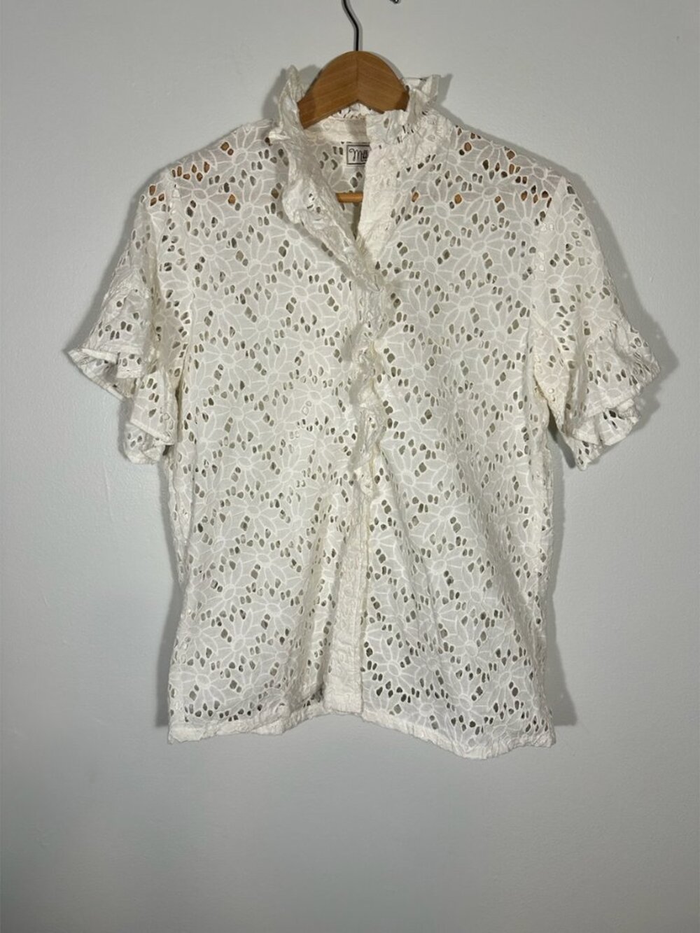 Mille Pearl White Eyelet Ruffle Blouse NWT Sz M